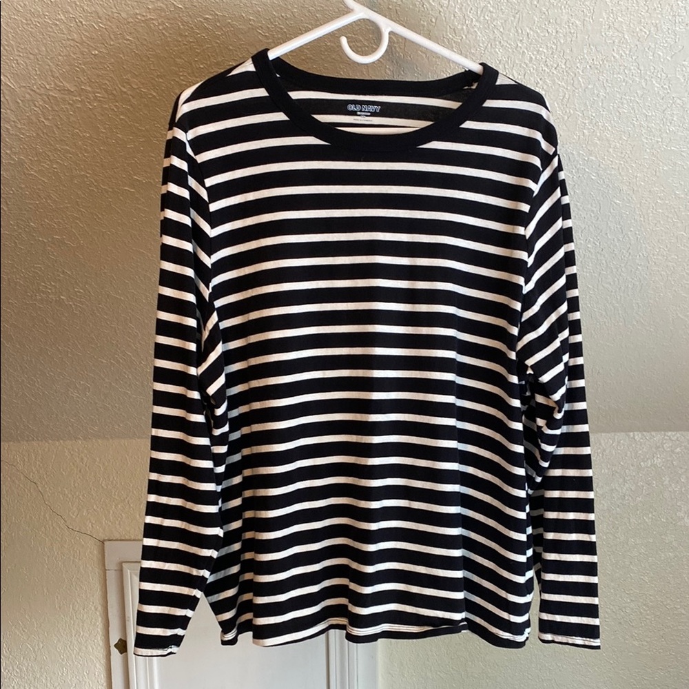 Old Navy women’s size XXL t shirt